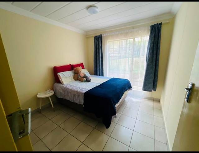 3 BEDROOM APARTMENT FOR SALE IN DIE HOEWES